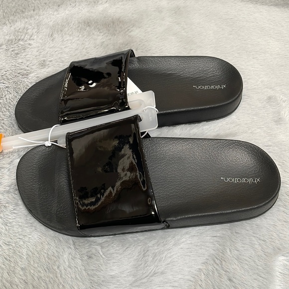 Womens slide sandal - Picture 2 of 4
